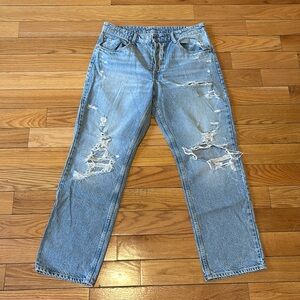 H&M 90’s Boyfriend Jeans